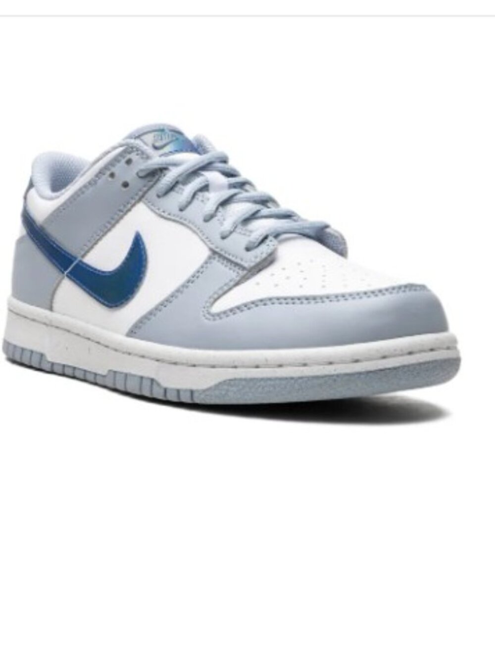 Nike Low-Top Sneakers in Light Gray and White with Navy Swoosh Women’s 6